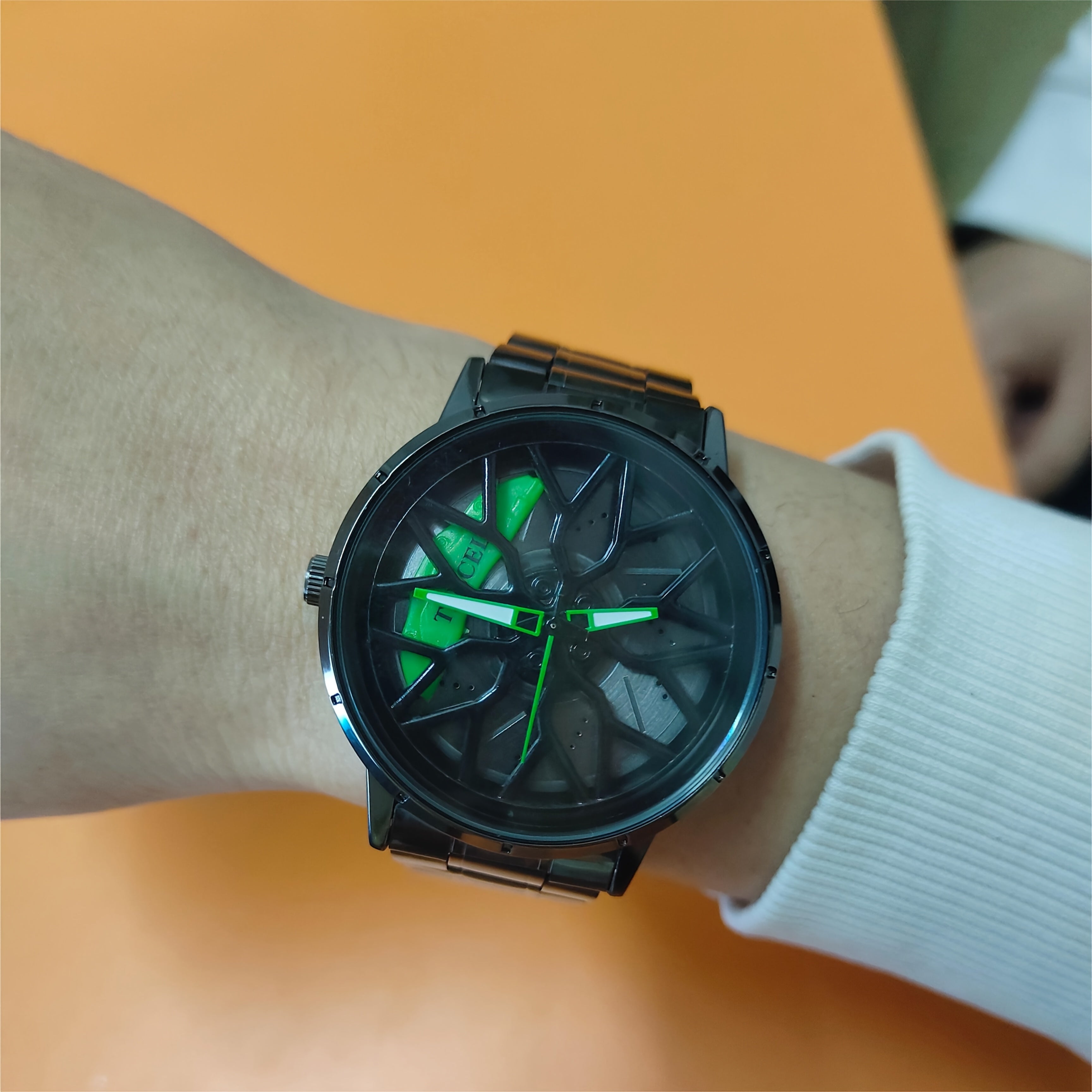 Rotating rim Style Watch 2