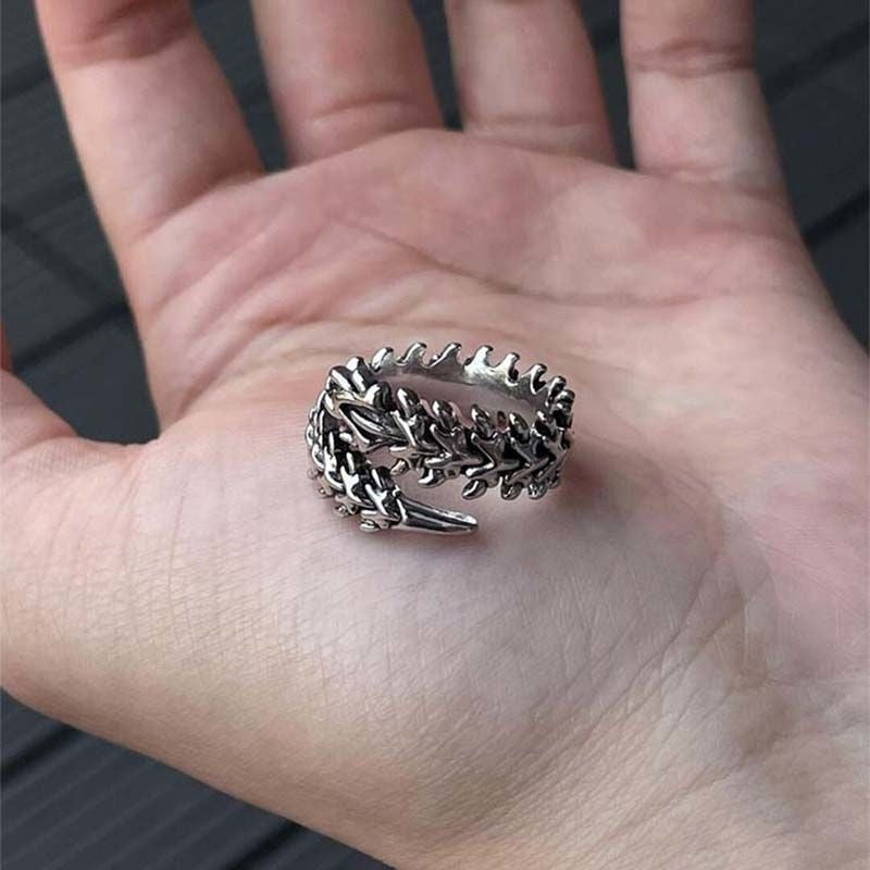 Gothic Thorn adjustable Ring